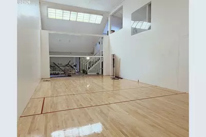 11016 NE Fargo St, Portland, OR 97220 - Photo 23