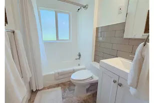 11016 NE Fargo St, Portland, OR 97220 - Photo 35