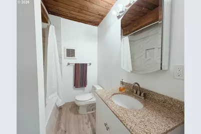 11016 NE Fargo St, Portland, OR 97220 - Photo 11