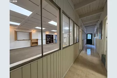 11016 NE Fargo St, Portland, OR 97220 - Photo 21
