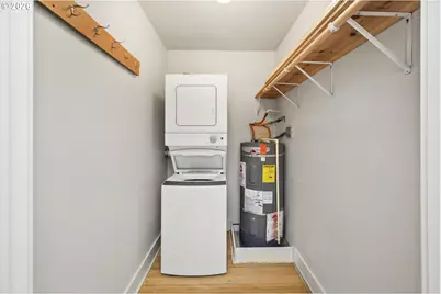 2301 SE Caruthers St #1, Portland, OR 97214 - Photo 15