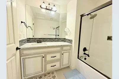 13526 SE Ellen Dr, Clackamas, OR 97015 - Photo 13