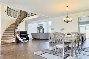 13526 SE Ellen Dr, Clackamas, OR 97015 - Photo 3