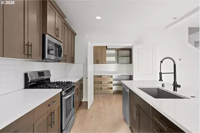 719 NW 178th St, Ridgefield, WA 98642 - Photo 17