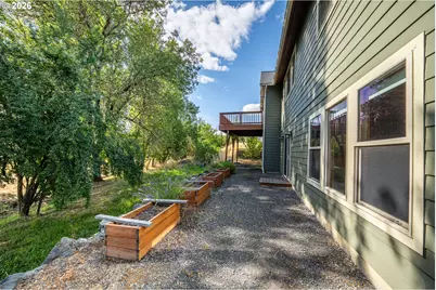 2620 NW Brockway Rd, Winston, OR 97496 - Photo 35