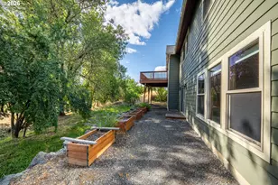 2620 NW Brockway Rd, Winston, OR 97496 - Photo 35