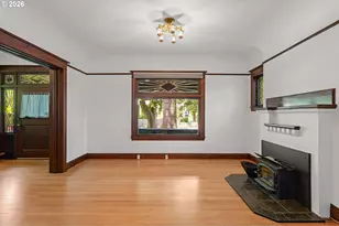 1534 SE Taylor St, Portland, OR 97214 - Photo 9