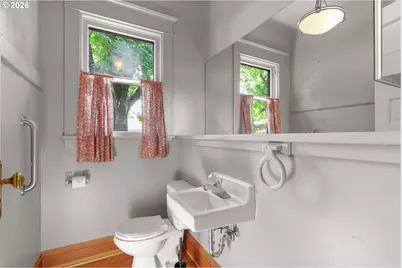 1534 SE Taylor St, Portland, OR 97214 - Photo 19