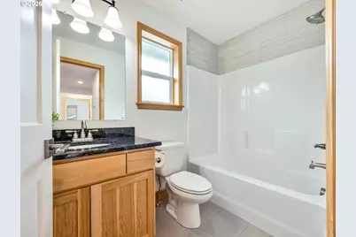 423 Chinook Ave, Astoria, OR 97103 - Photo 23