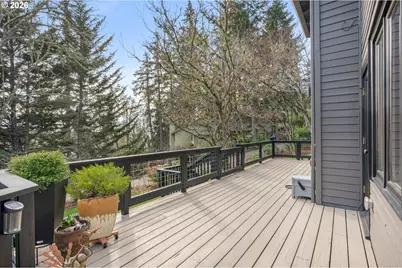 2311 Douglas Dr, Eugene, OR 97405 - Photo 41