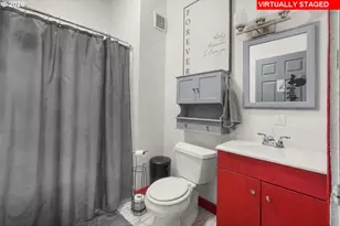 16816 SE Stark St, Portland, OR 97233 - Photo 11