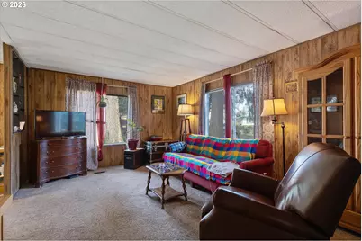 33986 Mobile Ln, Scappoose, OR 97056 - Photo 3