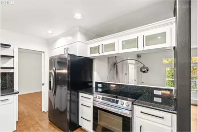 600 Maple St, Lake Oswego, OR 97034 - Photo 17