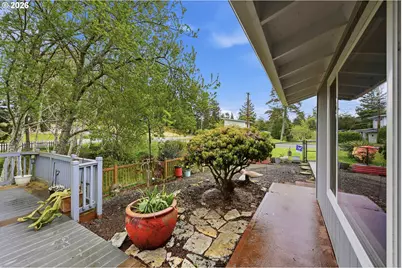 510 S Cammann St, Coos Bay, OR 97420 - Photo 37