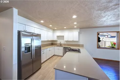 303 Avenue C, Seaside, OR 97138 - Photo 7