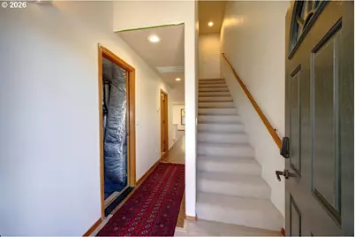 303 Avenue C, Seaside, OR 97138 - Photo 25