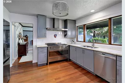 16346 NE Tillamook St, Portland, OR 97230 - Photo 13