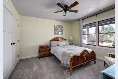 16346 NE Tillamook St, Portland, OR 97230 - Photo 25