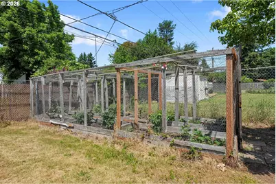 2249 SE 185th Ave, Portland, OR 97233 - Photo 29