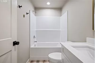 1946 7th St, Springfield, OR 97477 - Photo 25