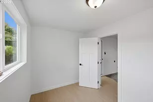 1130 Fenwick St, Coos Bay, OR 97420 - Photo 31