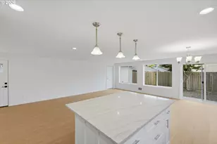 1130 Fenwick St, Coos Bay, OR 97420 - Photo 11