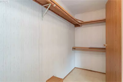 190 Olivia Ln, Roseburg, OR 97470 - Photo 7