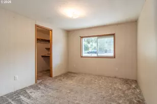 190 Olivia Ln, Roseburg, OR 97470 - Photo 11