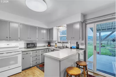 2035 Nonpareil Rd, Sutherlin, OR 97479 - Photo 13