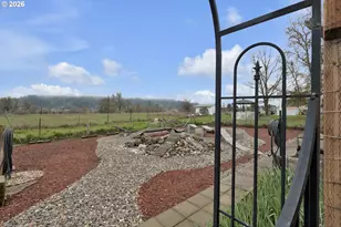 2035 Nonpareil Rd, Sutherlin, OR 97479 - Photo 37