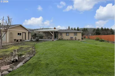 2035 Nonpareil Rd, Sutherlin, OR 97479 - Photo 33