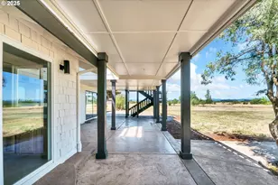 27717 Royal Ave, Eugene, OR 97402 - Photo 11