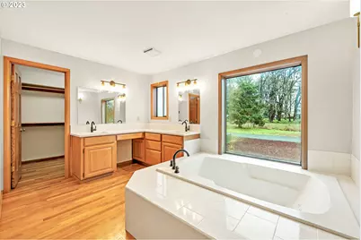 27717 Royal Ave, Eugene, OR 97402 - Photo 23