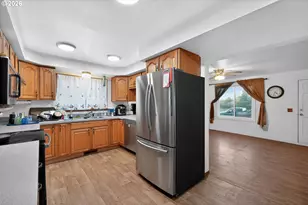 92981 Prairie Rd, Junction City, OR 97448 - Photo 9