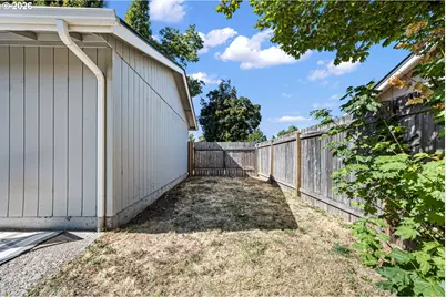 4853 Beaver St, Springfield, OR 97478 - Photo 31