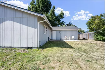4853 Beaver St, Springfield, OR 97478 - Photo 27