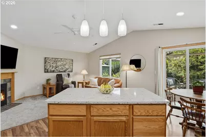 17021 SE 18th St, Vancouver, WA 98683 - Photo 13