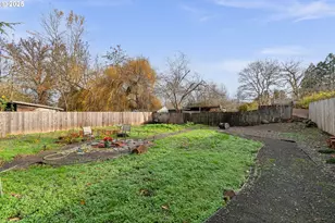 2115 Arthur St, Eugene, OR 97405 - Photo 29