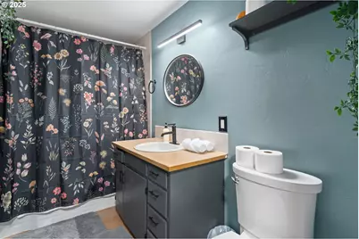 2115 Arthur St, Eugene, OR 97405 - Photo 21