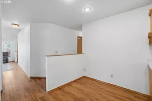 2658 S 12th St, Lebanon, OR 97355 - Photo 7