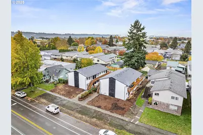 947 7th Ave, Longview, WA 98632 - Photo 1