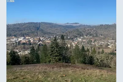 2 NE Pearce Rd #2, Roseburg, OR 97470 - Photo 1