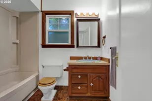 1115 SW Harbor Ave, Lincoln City, OR 97367 - Photo 25