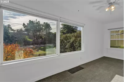 1115 SW Harbor Ave, Lincoln City, OR 97367 - Photo 15