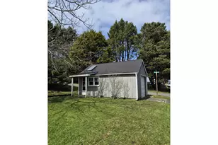 1115 SW Harbor Ave, Lincoln City, OR 97367 - Photo 3