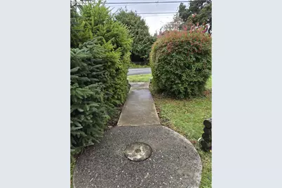 1115 SW Harbor Ave, Lincoln City, OR 97367 - Photo 47