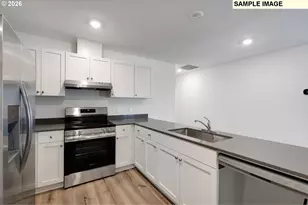 25215 Tanglewood Way, Veneta, OR 97487 - Photo 9