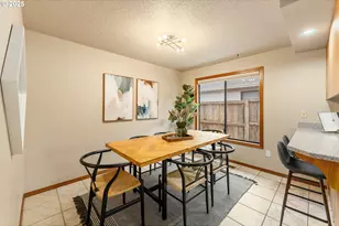 2315 NE 156th Pl, Portland, OR 97230 - Photo 9