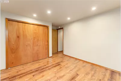 2315 NE 156th Pl, Portland, OR 97230 - Photo 21