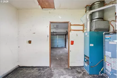 1422 SW Hensley Rd, Troutdale, OR 97060 - Photo 21